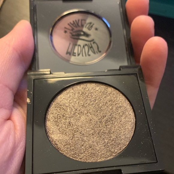2/$15 Medusa’s Makeup Totally Baked Eyeshadow - Picture 3 of 3